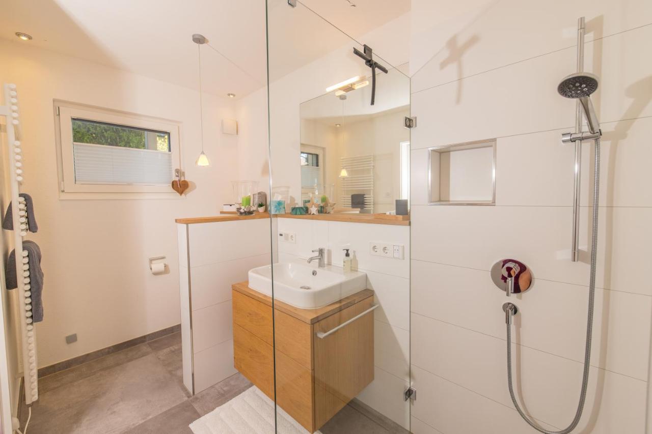 Apartment Helle Mit Bergblick & Eigener Terrasse